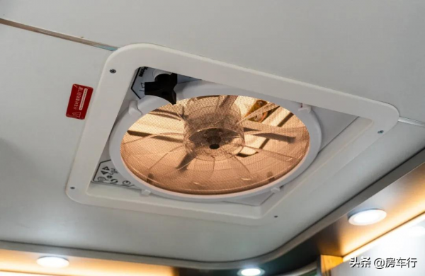 享舒適之旅,度羅馬假日,新星羅馬假日T600風尚款房車​ 享舒適之旅,度羅馬假日,新星羅馬假日T600風尚款房車​