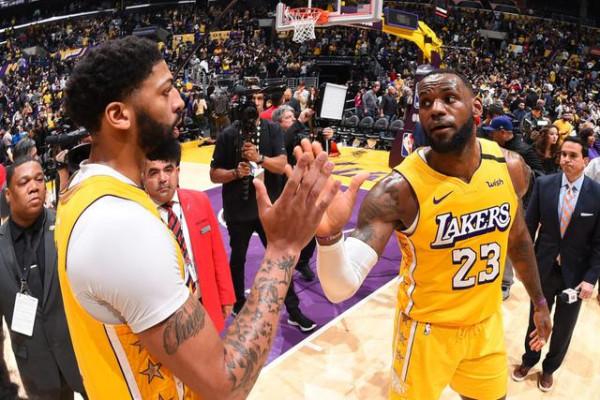 奧尼爾：比賽太軟了！名宿：湖人濃眉的對抗該去向詹姆斯取取經？