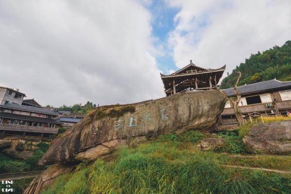 融水的石上人家，建在石頭上最特別的吊腳樓，再不來看就沒了