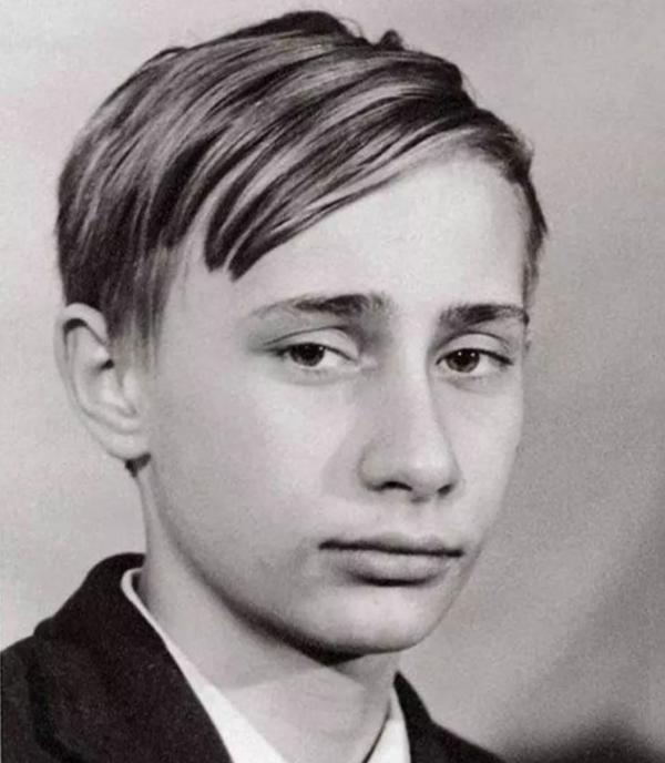 1997年，普京偷偷送葉利欽“死對頭”出國，曝光後，卻被委以重任