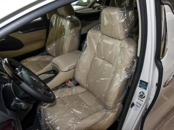 高階大7座MPV，高超1米9，四驅7.1L油耗原裝進口，實拍埃爾法