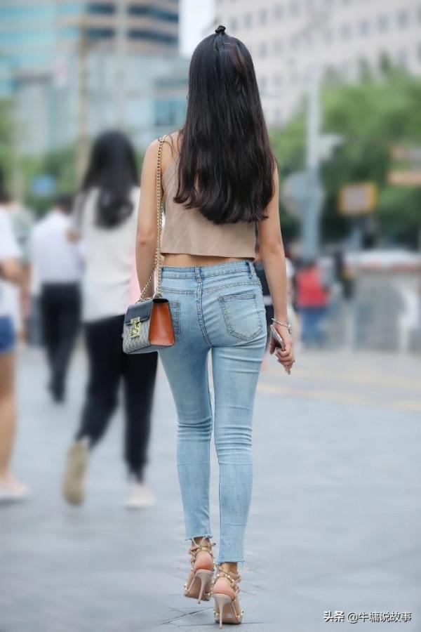 街頭悠閒 墨鏡搶眼