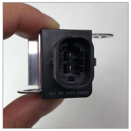 當別克昂科威的儀表盤顯示充電系統故障怎麼解決？