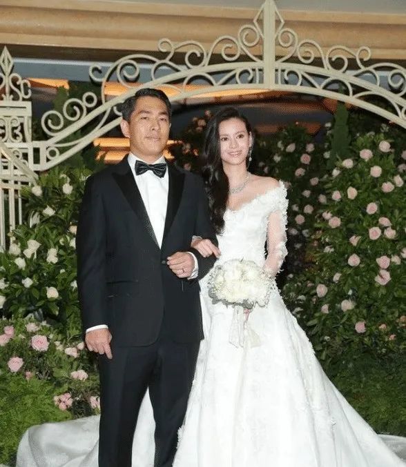 香港豪門聯姻,遠比港劇來的精彩 香港豪門聯姻,遠比港劇來的精彩