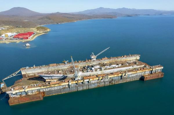 俄巡洋艦因缺錢無奈退役，海盜遊戲《ATLAS》玩家戰艦功成名退