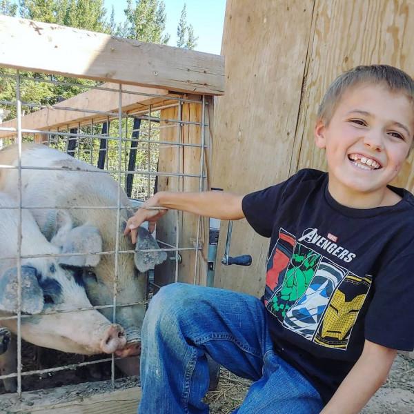 想成為電影裡的大家庭,美國夫妻12年生12個娃!每天生活無比熱鬧 想成為電影裡的大家庭,美國夫妻12年生12個娃!每天生活無比熱鬧