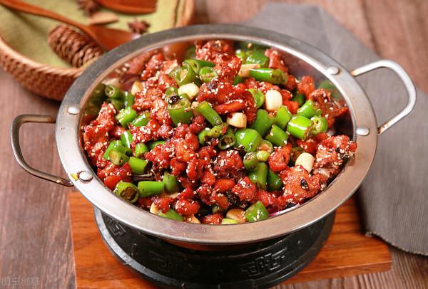 雞肉這樣吃才叫過癮,簡單營養有滋有味,下酒下飯兩不誤 雞肉這樣吃才叫過癮,簡單營養有滋有味,下酒下飯兩不誤