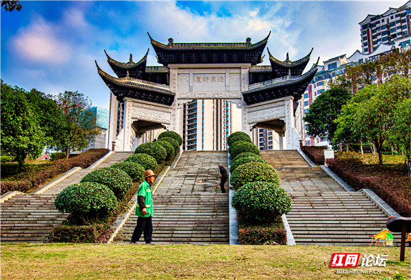 在衡陽這座公園裡，我遇到古典美學與現代藝術的碰撞與融合