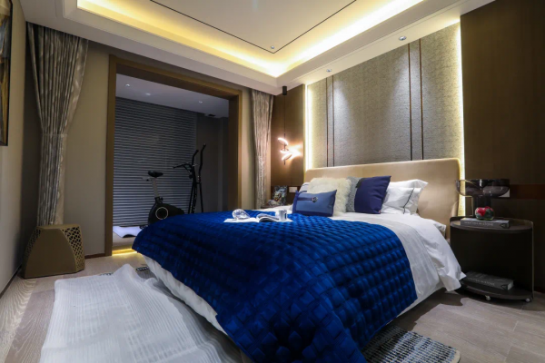 湖泉灣3號&bull;翠湖天地｜建面約122㎡B戶型，輕奢四室，禮遇至臻生活