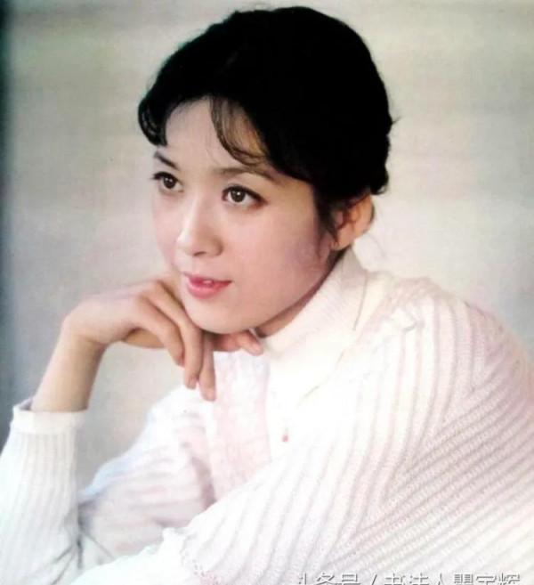 讓人讚賞一輩子的三位女演員,個個慈眉善目,舉止端莊,優雅脫俗 讓人讚賞一輩子的三位女演員,個個慈眉善目,舉止端莊,優雅脫俗