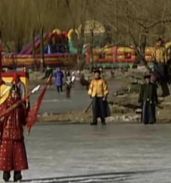 重溫《甄嬛傳》，看到這些顯微鏡下的畫面，笑岔氣了