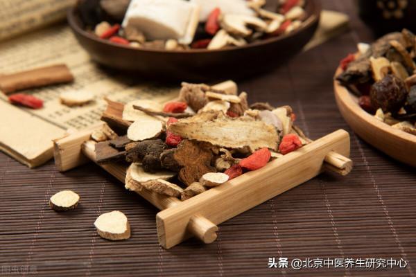 膀胱及足太陽膀胱經