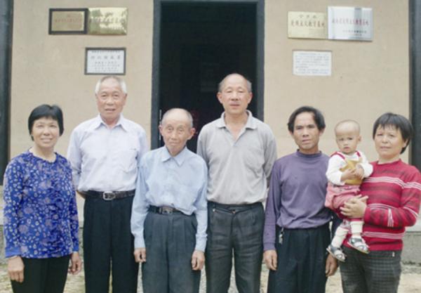 何叔衡犧牲後:死因27年後才查清,妻苦等至死,3女1兒令人欽佩 何叔衡犧牲後:死因27年後才查清,妻苦等至死,3女1兒令人欽佩