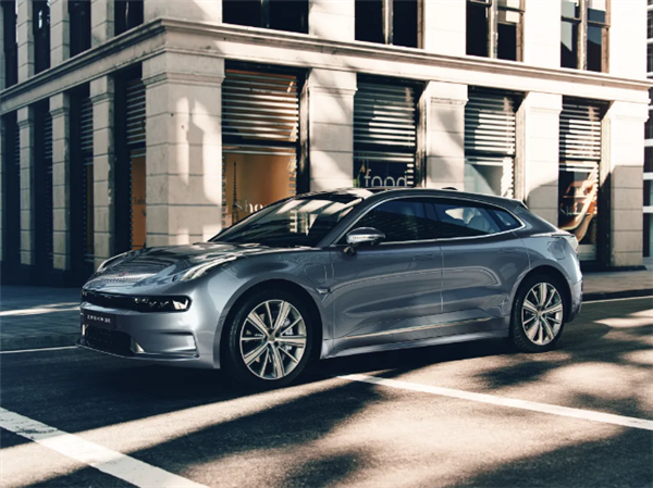 比亞迪10月銷量公佈/極氪001 2天8個故障 車主鬧心了? 比亞迪10月銷量公佈/極氪001 2天8個故障 車主鬧心了?