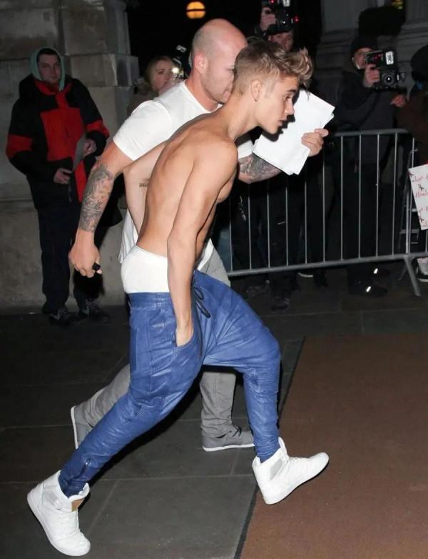 曾得重病，與天王虐戀9年的賽琳娜，終於要迎來春天了？