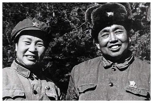 許世友終身不原諒前妻，陳賡把兩人鎖在屋裡，他卻一拳把門打稀爛