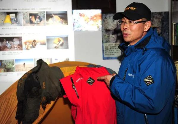 雷殿生:成為自唐朝以來首次走出羅布泊的人,後把經歷出書獲大賣 雷殿生:成為自唐朝以來首次走出羅布泊的人,後把經歷出書獲大賣