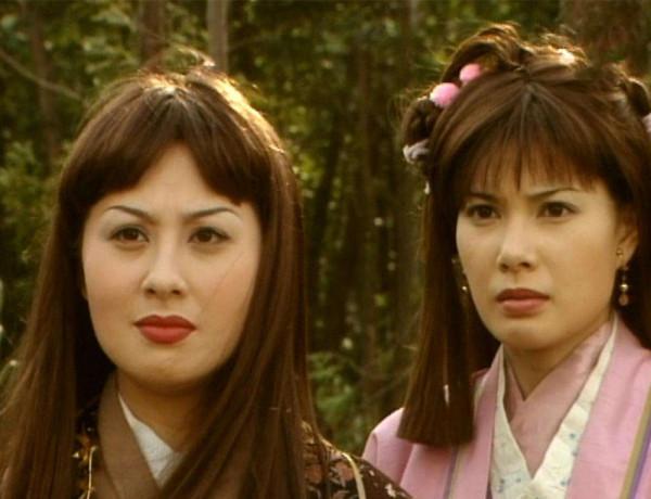 別硬演“異域美人”,有人翩翩起舞一眼萬年,有的還是把臉遮上吧 別硬演“異域美人”,有人翩翩起舞一眼萬年,有的還是把臉遮上吧