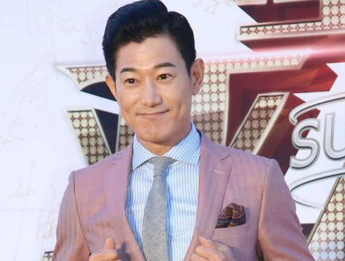 矢野浩二：27歲含淚跪別父母，女兒出生就能入華籍是我最驕傲的事