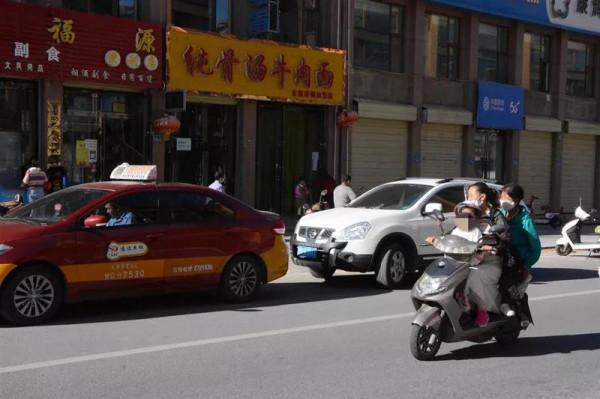 【曝光臺】這樣的錯誤“帶娃姿勢”,有你嗎? 【曝光臺】這樣的錯誤“帶娃姿勢”,有你嗎?