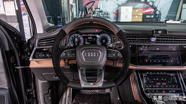 奧迪Q7改裝蘭博基尼加熱方向盤，這氣質完全符合
