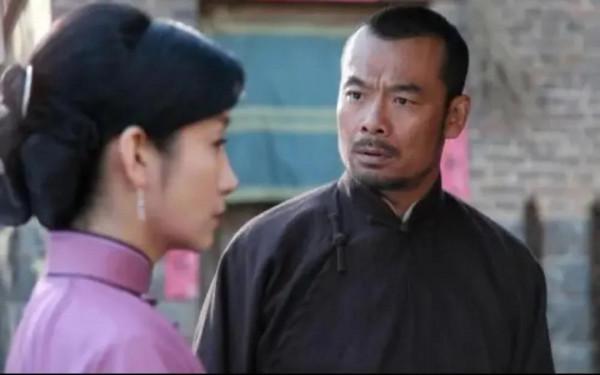 《紅高粱》大少奶奶見到了&quot;小白臉&quot;錢玉郎，最終沒能守住貞潔牌坊