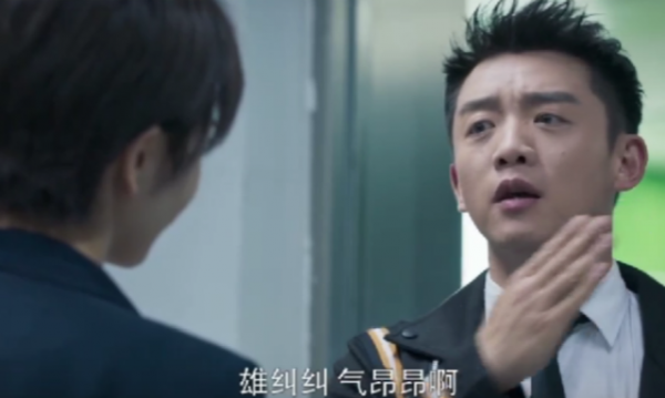 東方又甩出“王炸”劇，僅播1集口碑收視雙高，張國立新劇好上頭