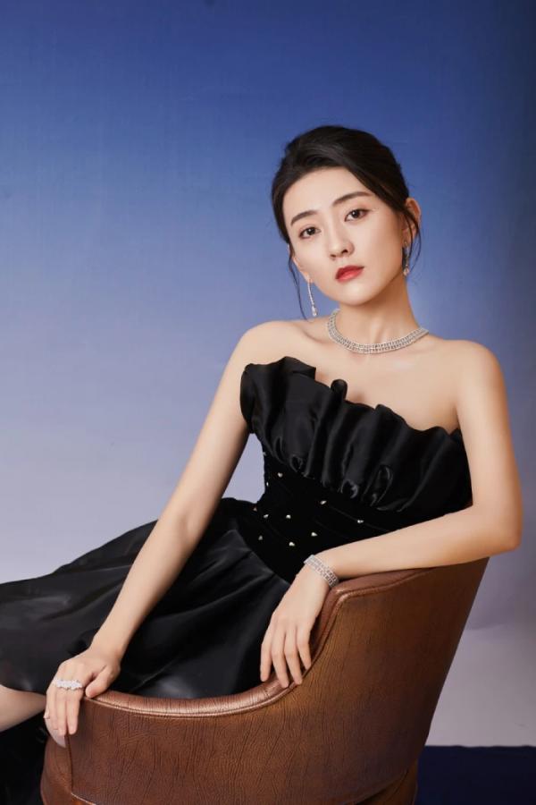 90後女演員裡，有“端莊”長相的，我只服這4位！這才是大女主感