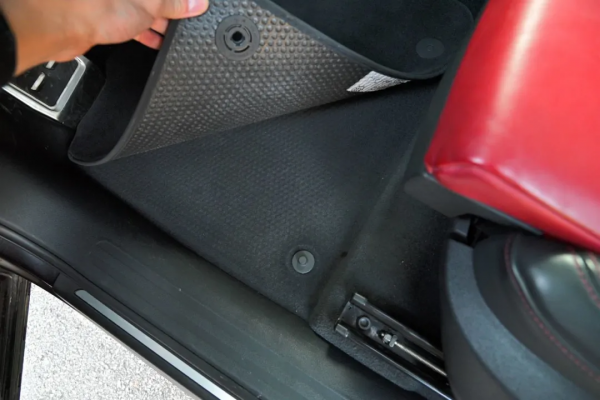 零百5秒出頭的全能好手,二手奧迪SQ5不好惹 零百5秒出頭的全能好手,二手奧迪SQ5不好惹