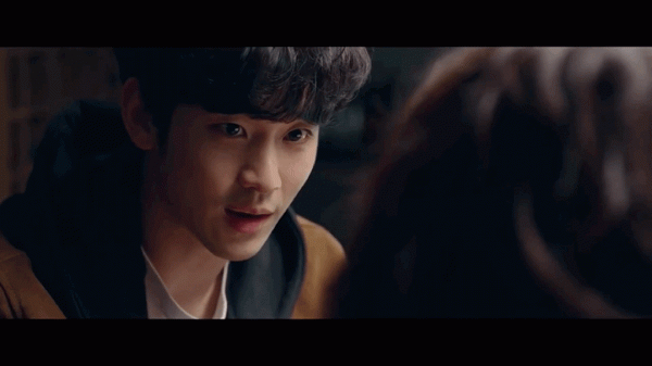 開場8分鐘就高能,";都教授";的硬核新劇穩了 開場8分鐘就高能,";都教授";的硬核新劇穩了