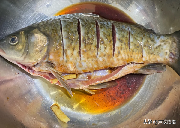 空氣炸鍋帶來的快樂——裡脊肉串、烤魚、排骨 空氣炸鍋帶來的快樂——裡脊肉串、烤魚、排骨