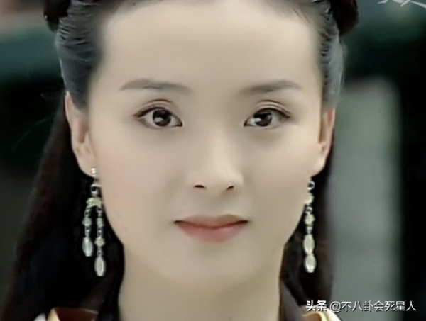 塌鼻子也絕美的女星，只服這3位，古裝都太驚豔