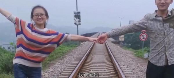 相戀8年的兵哥哥在吵架後不知所蹤，女孩千里追尋，到底為什麼？