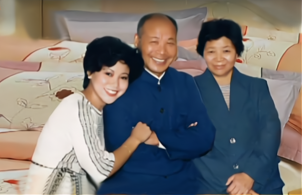 蘇紅的女兒焦瀚霆：11歲時父親離世，她在媽媽眼裡一夜長大