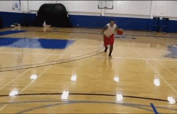 後衛過人殺手鐧！幾種行進間運球過人教學