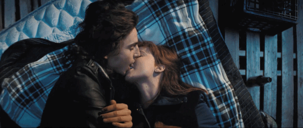 集齊頂級巨星,這壓軸大片還是玩脫了 集齊頂級巨星,這壓軸大片還是玩脫了