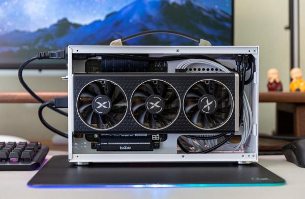 裝臺可以拎著走的ITX&mdash;&mdash;超頻三 蜂鳥1 i100C PRO 白色裝機分享