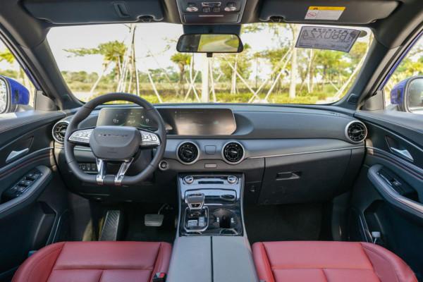 這就是年輕人喜歡的“六邊形戰士”!風行T5 EVO單車解析 這就是年輕人喜歡的“六邊形戰士”!風行T5 EVO單車解析