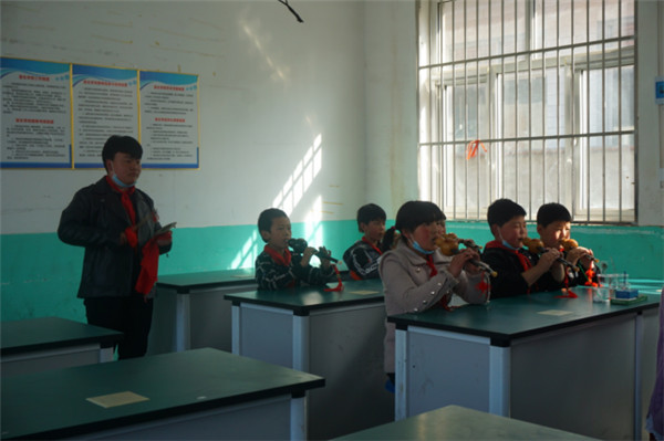 中國故事｜鄉村校長李中華：用一支嗩吶，托起一所村小