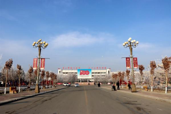 二師二十二團河畔鎮：霧凇美景入畫來