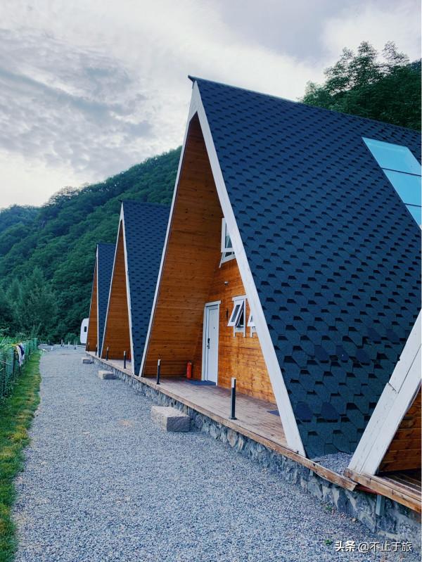 金秋旅遊旺季，東北這座小城開掛迎來中國最美早秋，讓人流連忘返