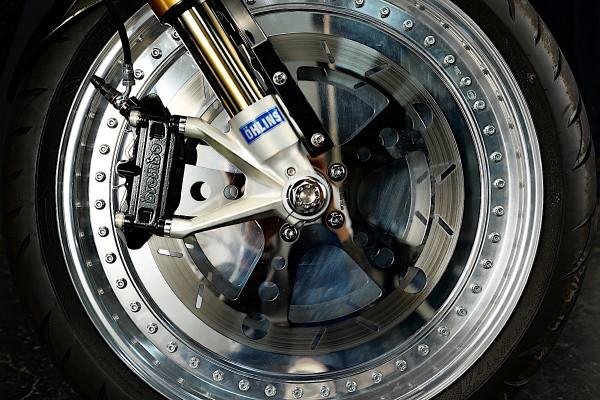 哈雷戴維森Street 750改裝後有個新名字:Akira 哈雷戴維森Street 750改裝後有個新名字:Akira