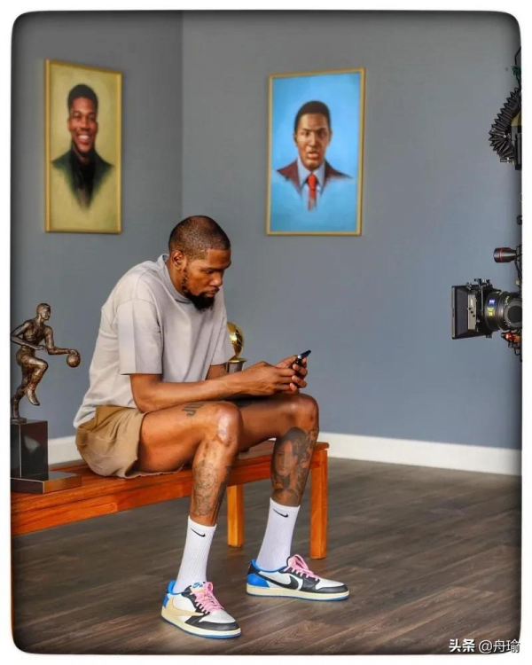 NBA晚報:詹妻不滿記者評論,威少獲最佳著裝獎,哈登盼歐文歸隊 NBA晚報:詹妻不滿記者評論,威少獲最佳著裝獎,哈登盼歐文歸隊