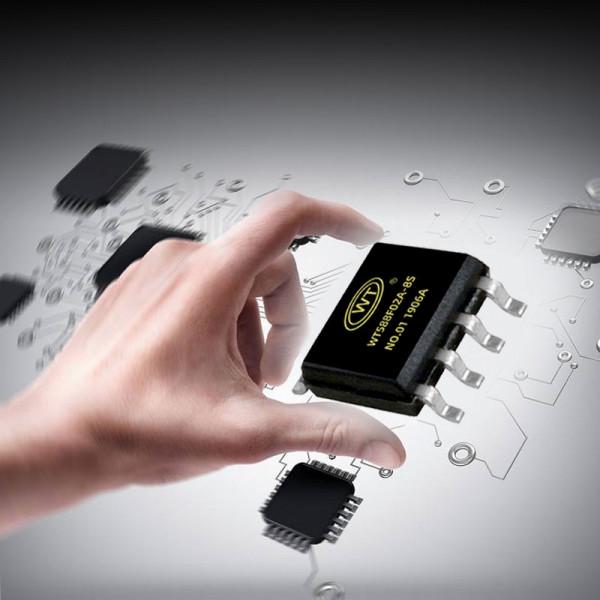 語音晶片導航電冰箱:告別一手拿說明書,一手操作的時代 語音晶片導航電冰箱:告別一手拿說明書,一手操作的時代