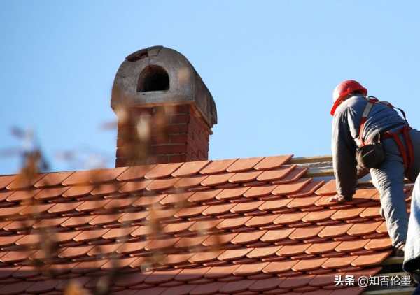 農村自建房，房頂用什麼瓦最長久？準備蓋瓦的朋友注意了