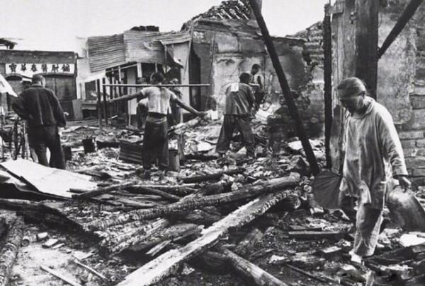 雙槍老太婆被判槍決，周總理親自出面求情，主席：善待她的家人