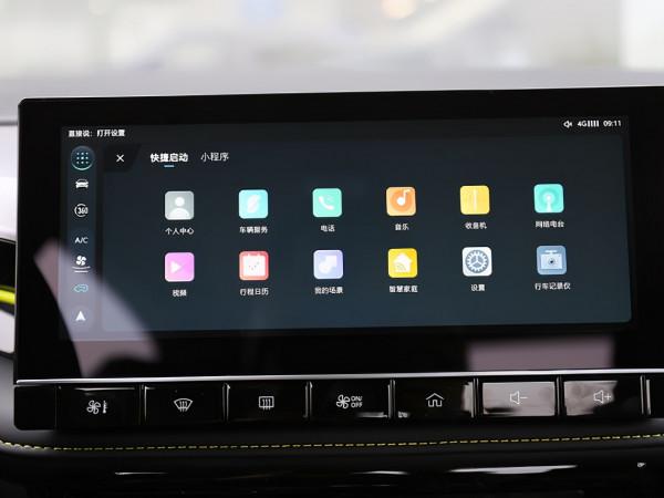 自家兄弟都很優秀 名爵MG5跟榮威i5怎麼選？