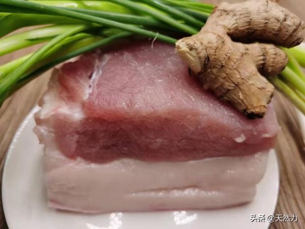 回鍋肉怎麼做才好吃？來看看傳統的川菜做法，肥而不膩，真解饞