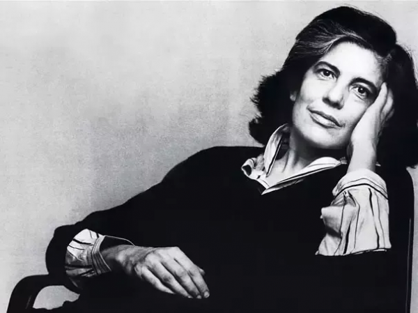 誰說女知識分子不時髦?會寫字的女人,穿得好更好看 誰說女知識分子不時髦?會寫字的女人,穿得好更好看