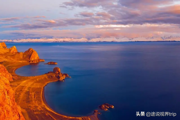 盤點中國最美的十大湖泊，夢幻般的人間仙境，僅西藏就有三個上榜